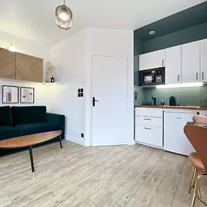 66 Corner Rennes