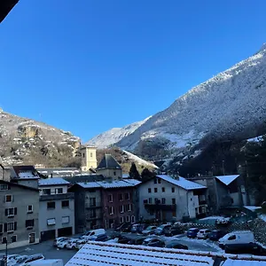 https://apt-la-montagnette-l-ours-t1.hotels-rhonealpes.com